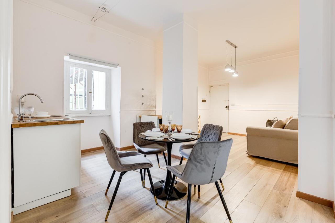 Apartamento Via Del Corso Charme *